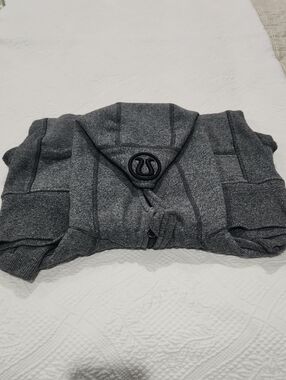 lululemon athletica Charcoal Gray Hooded Sweatshirt - Women's Pullover